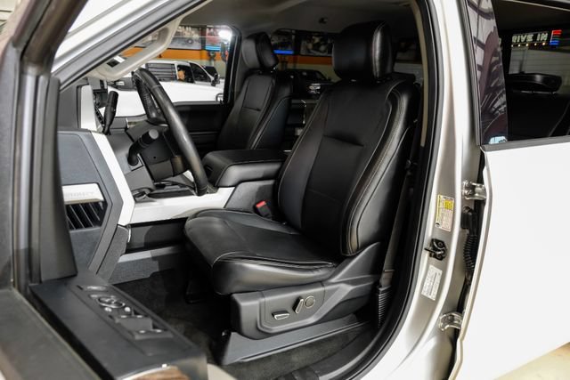Used 2017 Ford F250 Lariat w/ Lariat Value Package AWD/4WD image 36