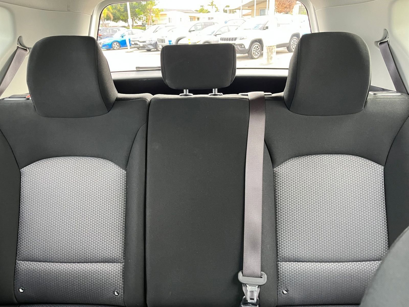 Used 2025 Kia Soul LX w/ LX Technology Package FWD image 38