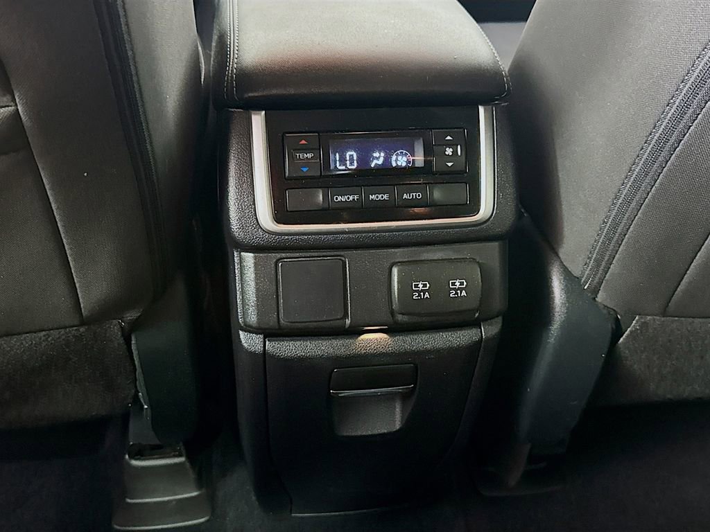 Used 2021 Subaru Ascent Premium w/ Convenience Package AWD/4WD image 28