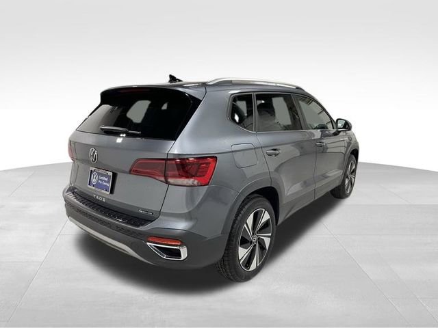 Certified 2024 Volkswagen Taos SE image 8