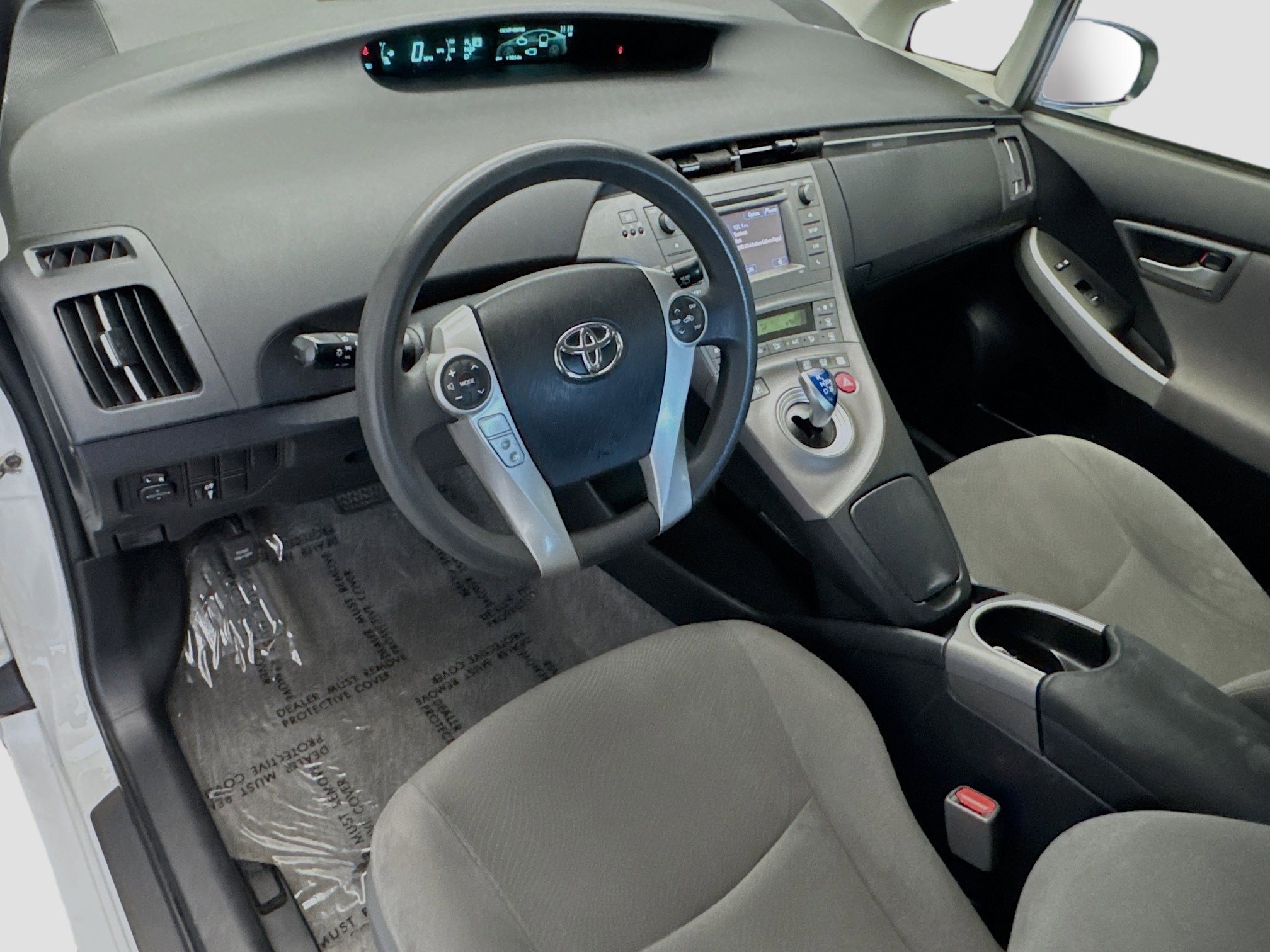 Used 2015 Toyota Prius Two image 7