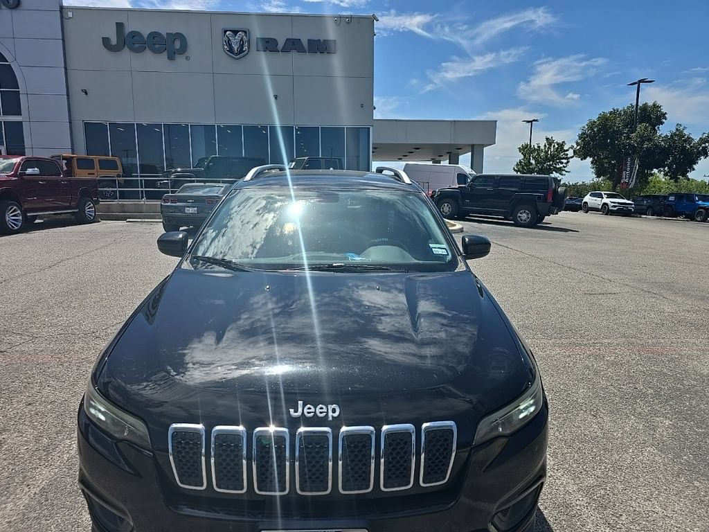 Used 2019 Jeep Cherokee Latitude w/ Popular Appearance Group FWD image 20
