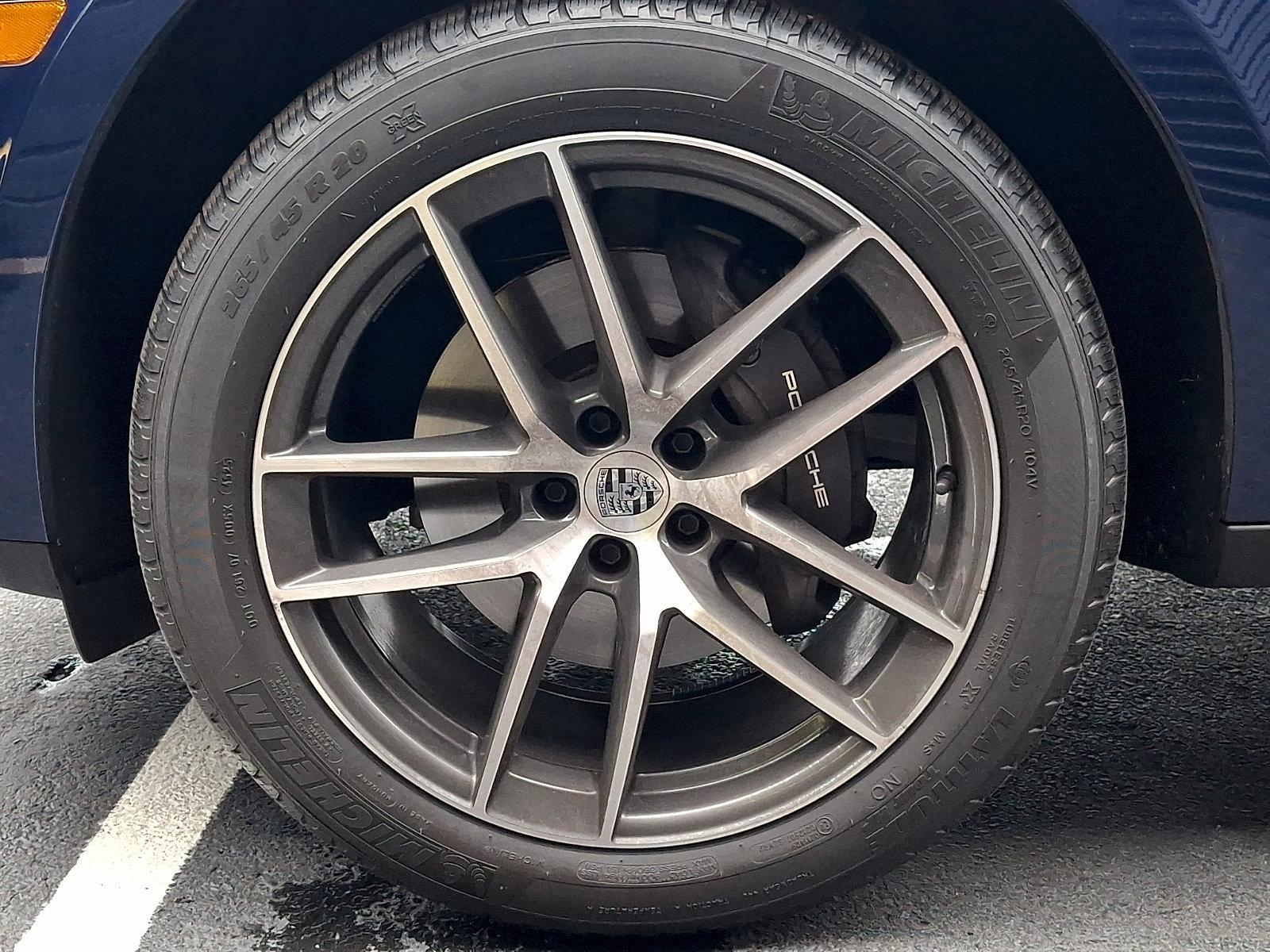 Certified 2026 Porsche Macan AWD/4WD image 15