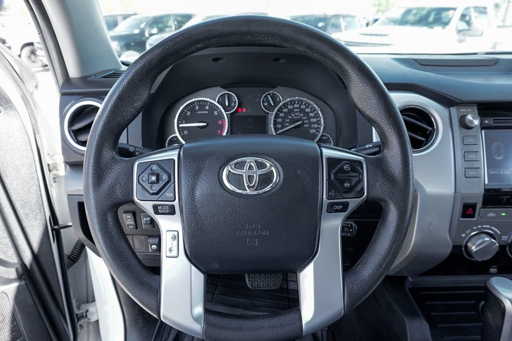 Used 2017 Toyota Tundra SR5 w/ SR5 Upgrade Package RWD image 18