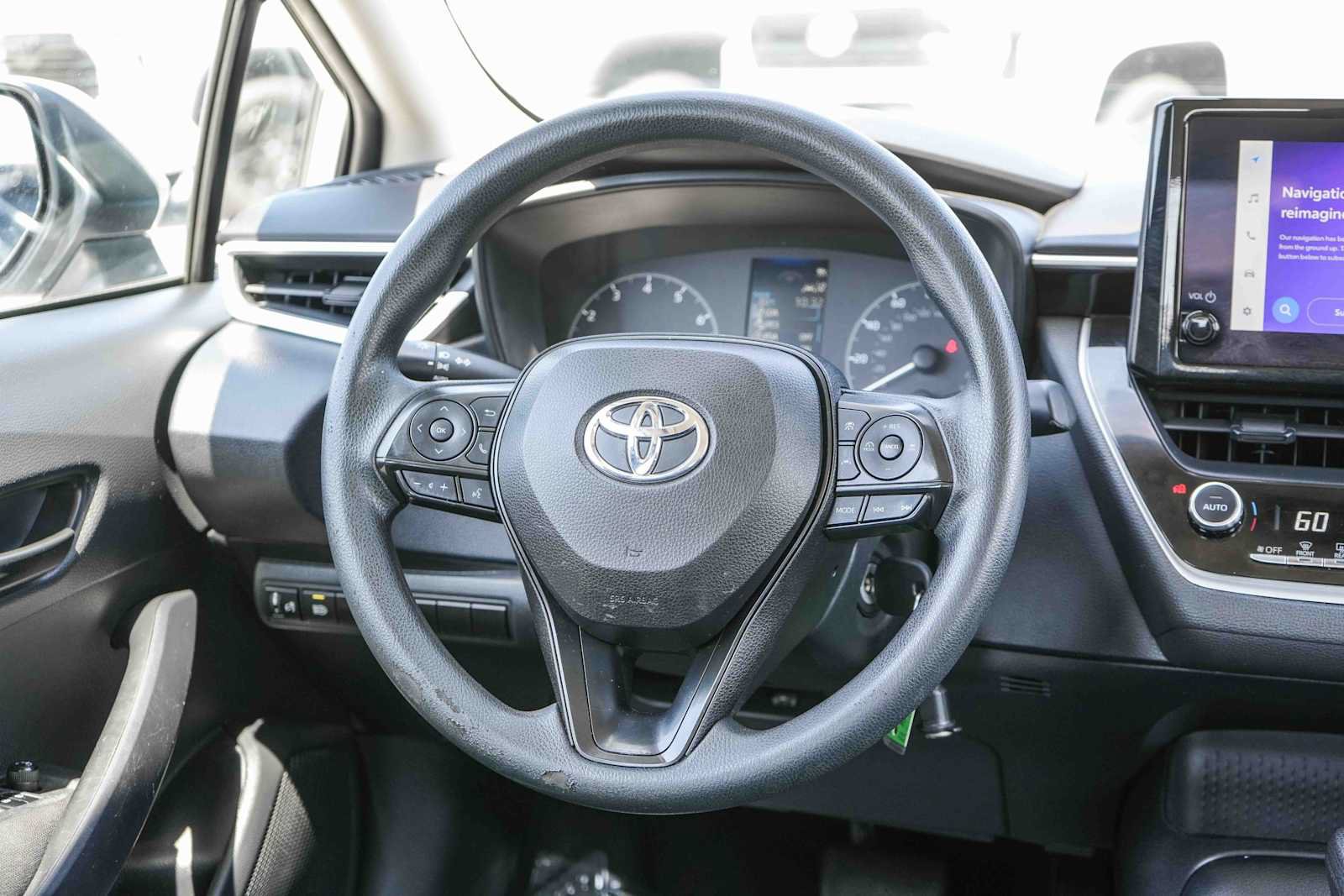 Used 2023 Toyota Corolla LE FWD image 14