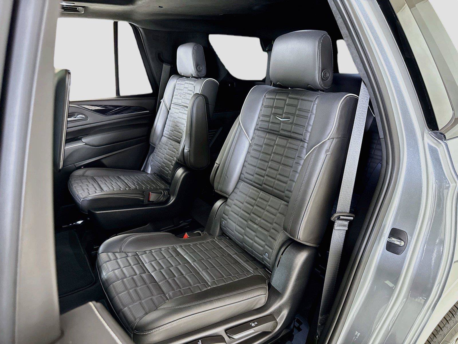 Used 2023 Cadillac Escalade V AWD/4WD image 25