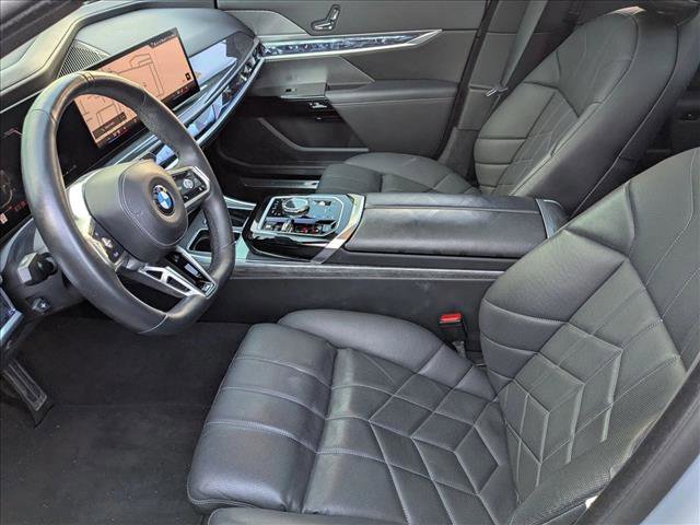 Certified 2024 BMW 760i xDrive w/ Premium Package 2 image 16