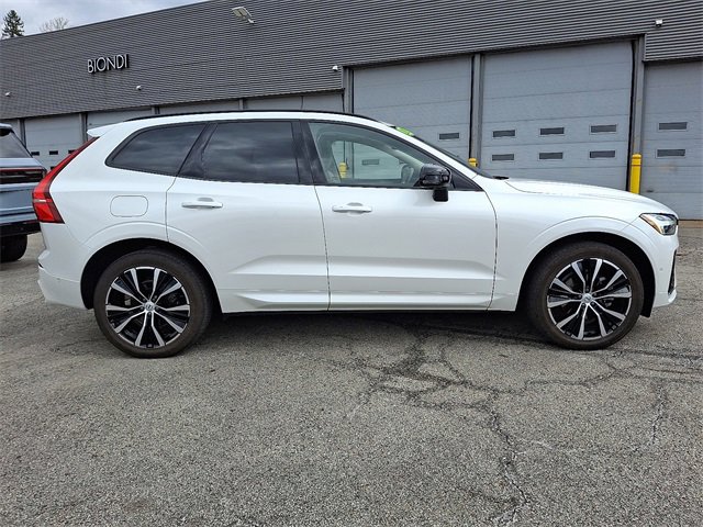 Used 2025 Volvo XC60 B5 Plus w/ Protection Package Premier image 7