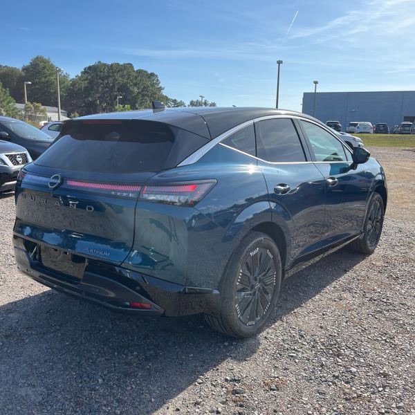 Used 2025 Nissan Murano Platinum w/ Cargo Package image 5