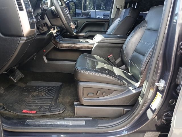 Used 2015 GMC Sierra 2500 Denali w/ Duramax Plus Package AWD/4WD image 34