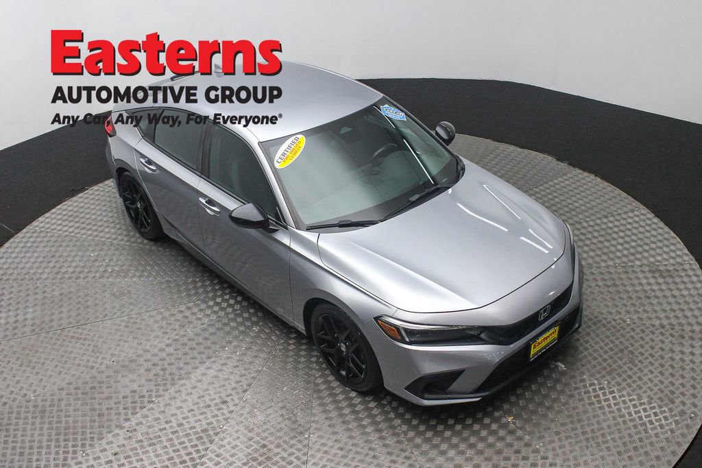 Used 2022 Honda Civic Sport image 3