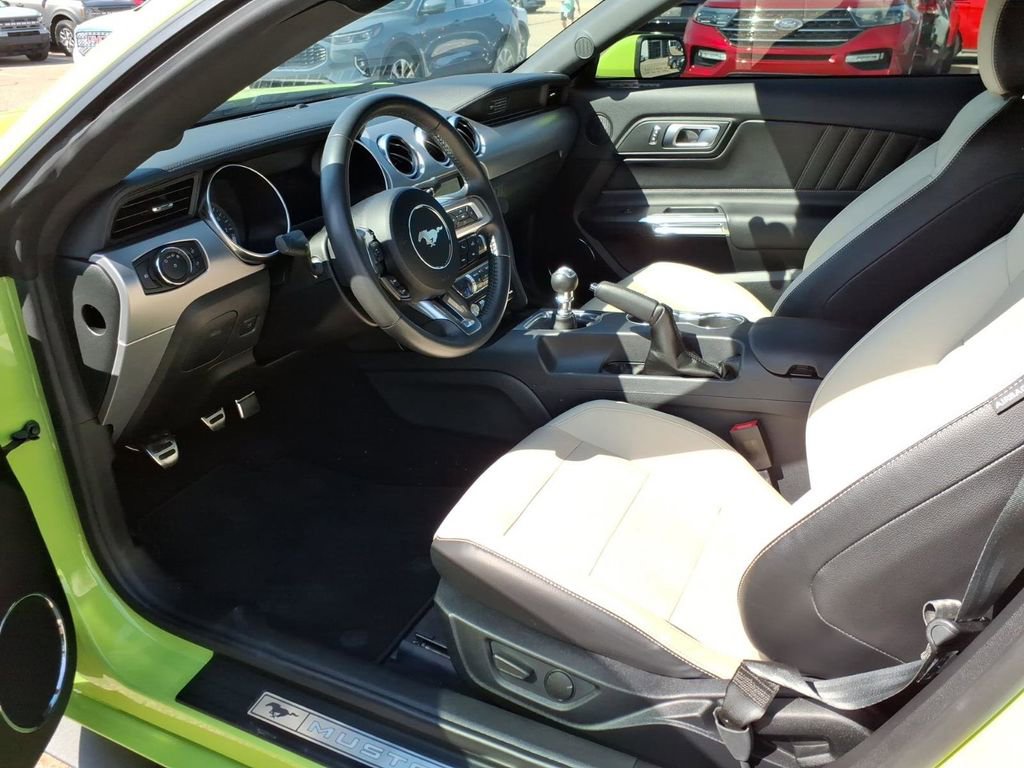 Used 2020 Ford Mustang GT Premium RWD image 10