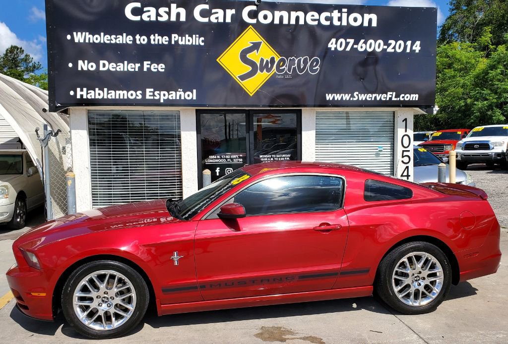 Used 2013 Ford Mustang Premium RWD image 10
