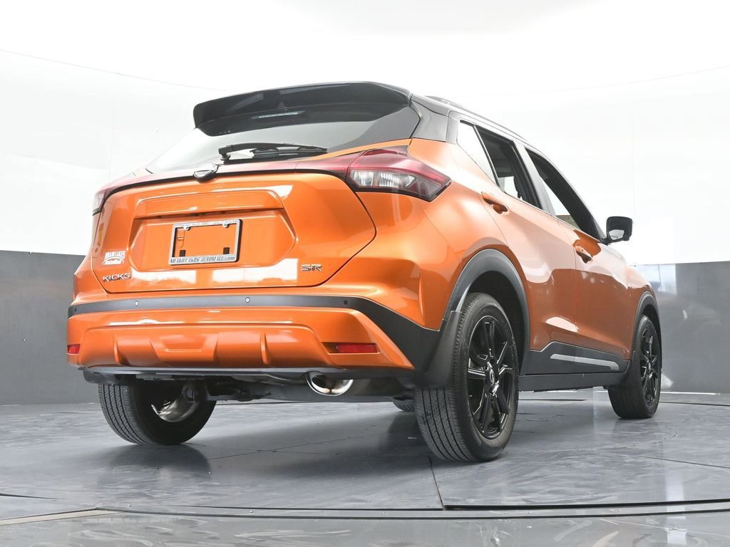 Used 2023 Nissan Kicks SR w/ SR Premium Package FWD image 63
