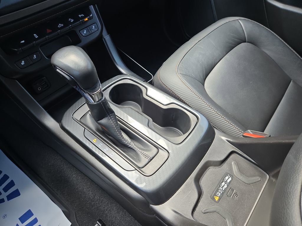 Used 2022 GMC Canyon AT4 image 26