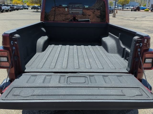 Certified 2021 Jeep Gladiator Overland AWD/4WD image 22