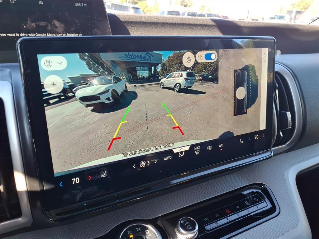 New 2025 Ford Expedition Active image 18