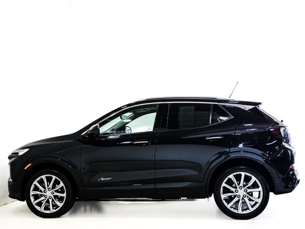 Used 2024 Buick Encore GX Avenir w/ Avenir Technology Package AWD/4WD image 6