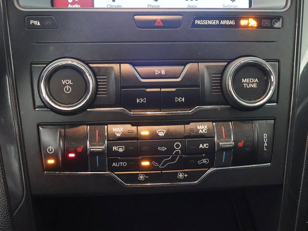 Used 2018 Ford Explorer XLT w/ Equipment Group 202A image 43