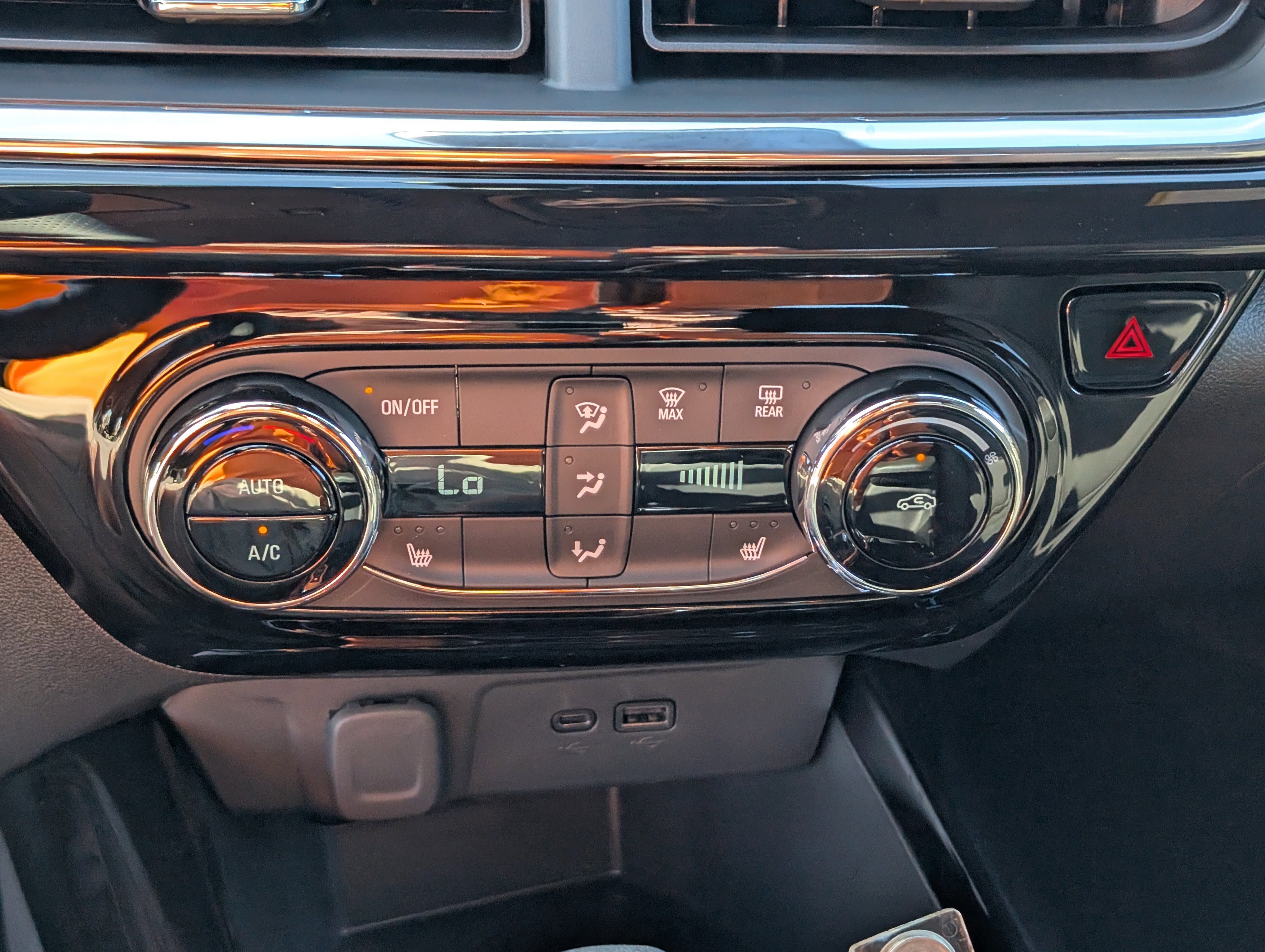 New 2026 Chevrolet Trax RS image 27