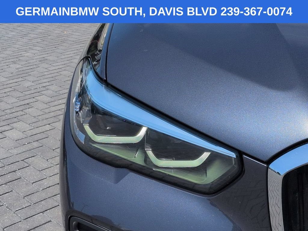 Used 2022 BMW X5 sDrive40i w/ Luxury Seating Package RWD image 11