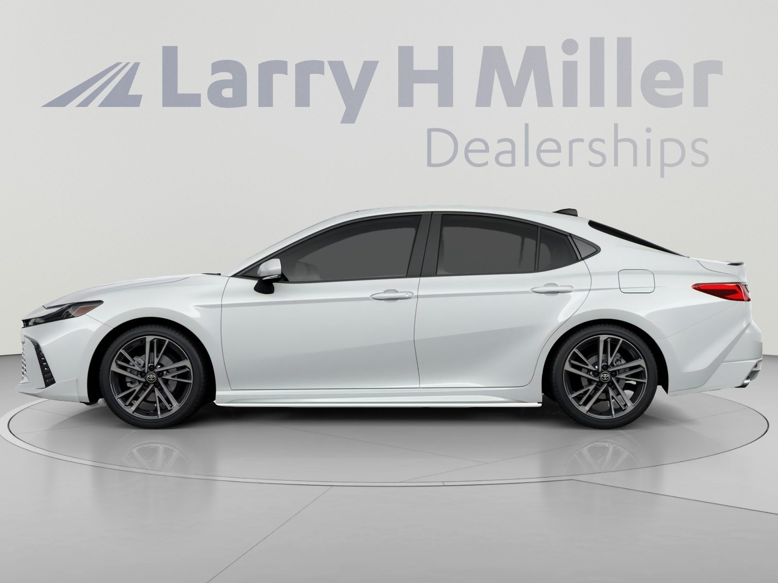 New 2026 Toyota Camry XSE FWD image 4