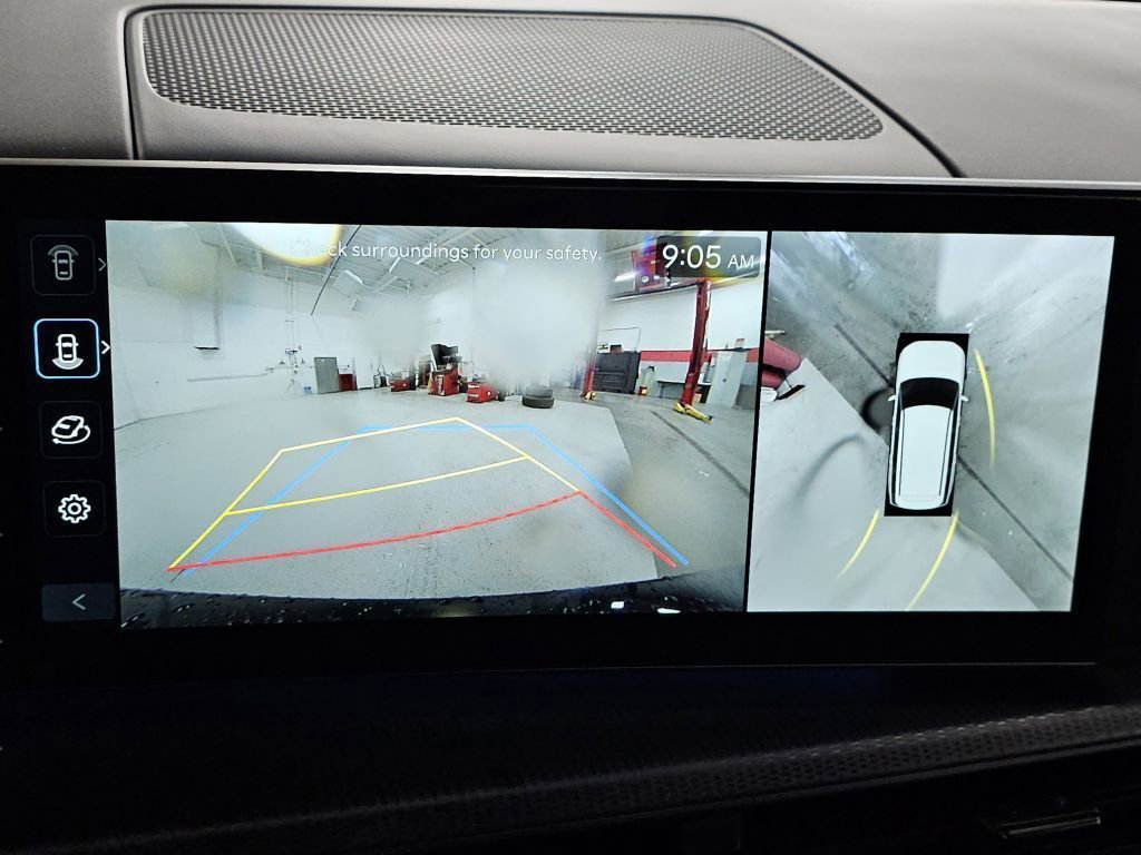 Used 2025 Hyundai Santa Fe Calligraphy AWD/4WD image 12