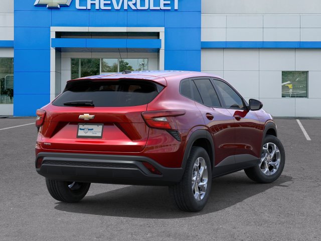 New 2026 Chevrolet Trax LS w/ LS Convenience Package FWD image 4