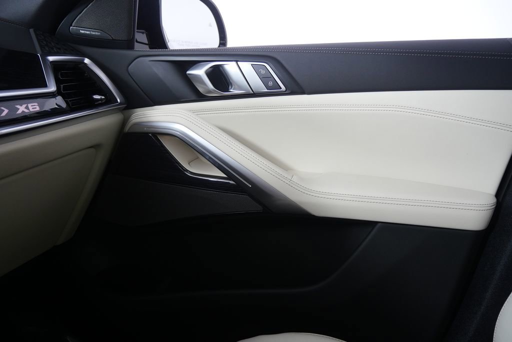 Used 2026 BMW X6 xDrive40i image 28