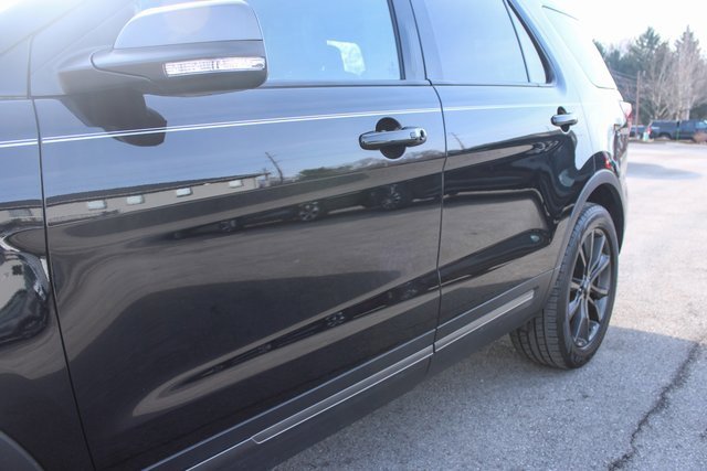 Used 2018 Ford Explorer XLT w/ Equipment Group 202A image 48