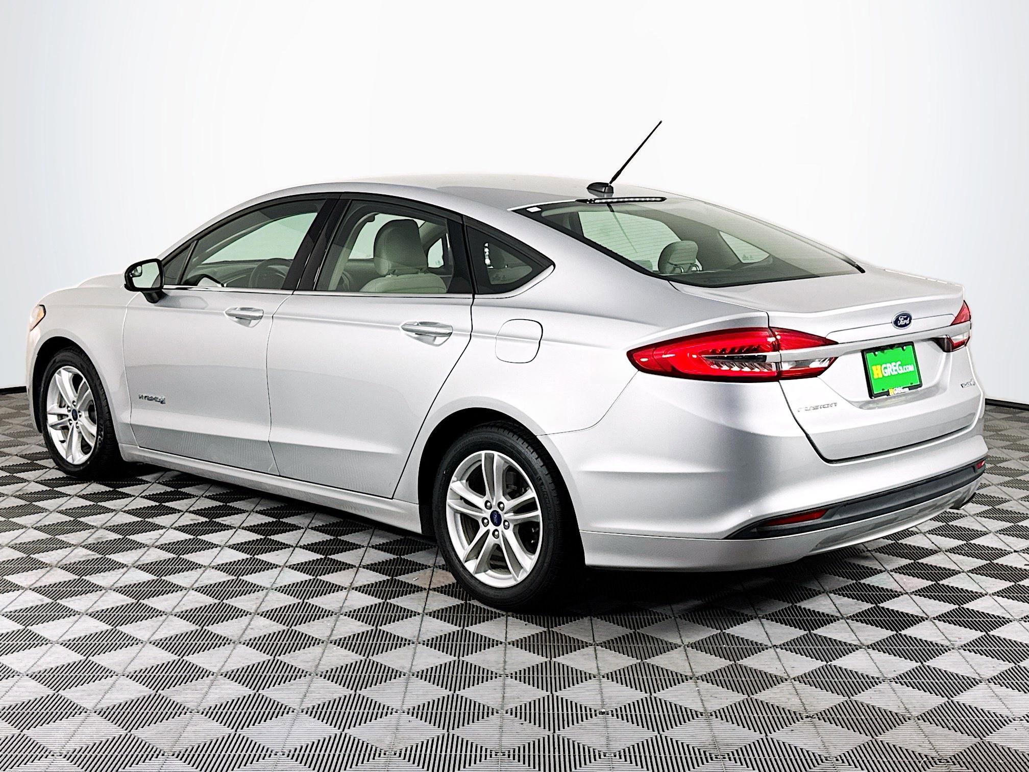 Used 2018 Ford Fusion S image 6