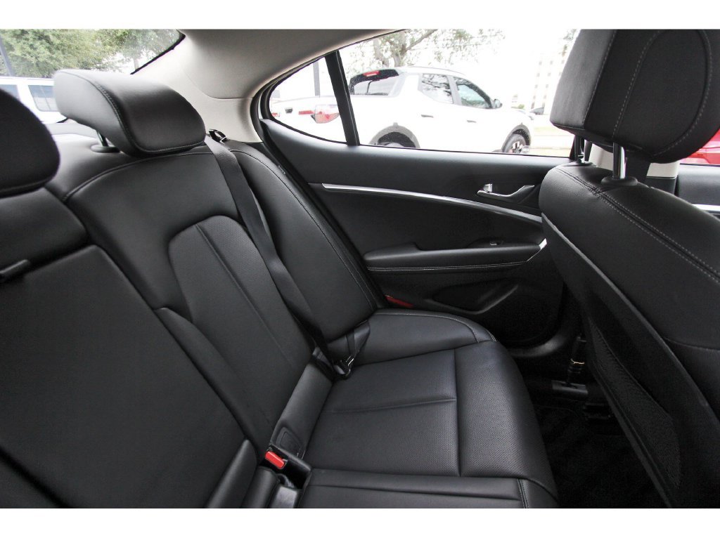 Used 2026 Genesis G70 2.5T RWD image 13