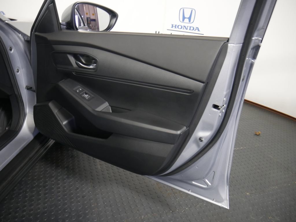 Used 2023 Honda Accord LX image 5