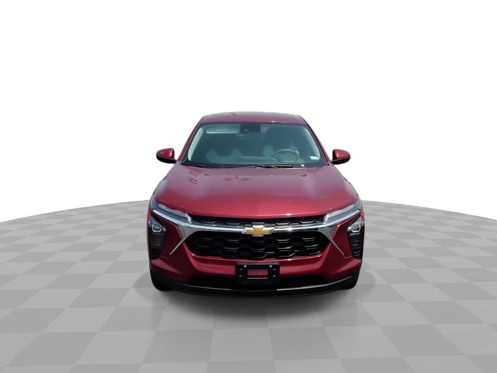 Used 2024 Chevrolet Trax LS w/ LS Convenience Package FWD image 3