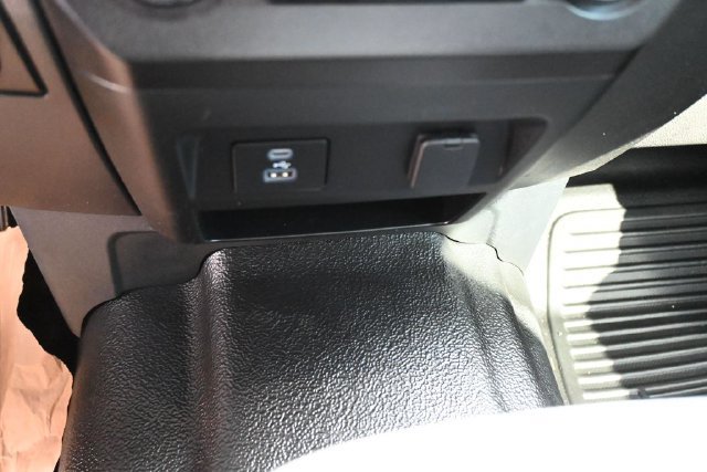Used 2022 Ford F250 XL w/ STX Appearance Package AWD/4WD image 10