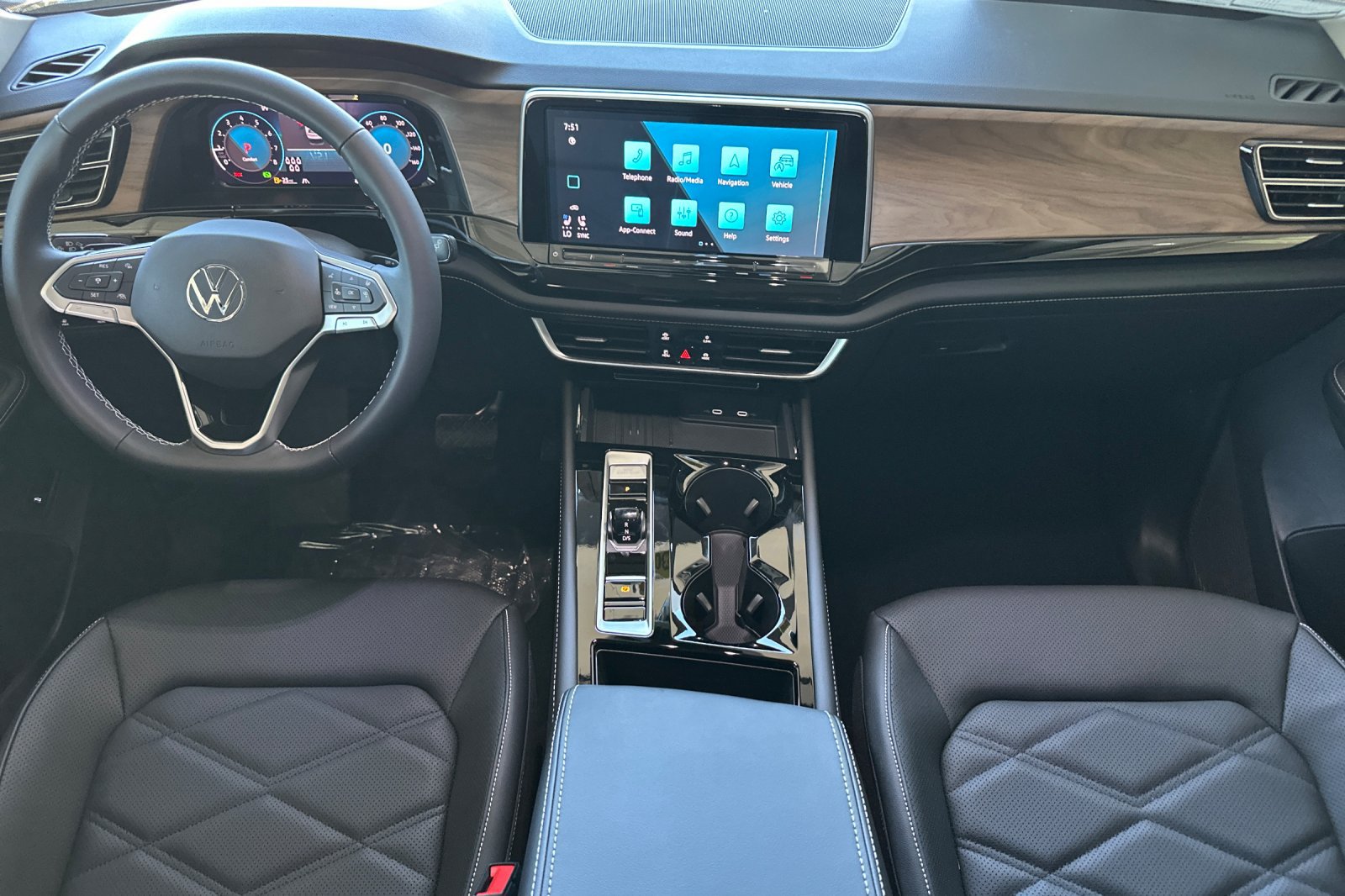 New 2026 Volkswagen Atlas SE AWD/4WD image 13