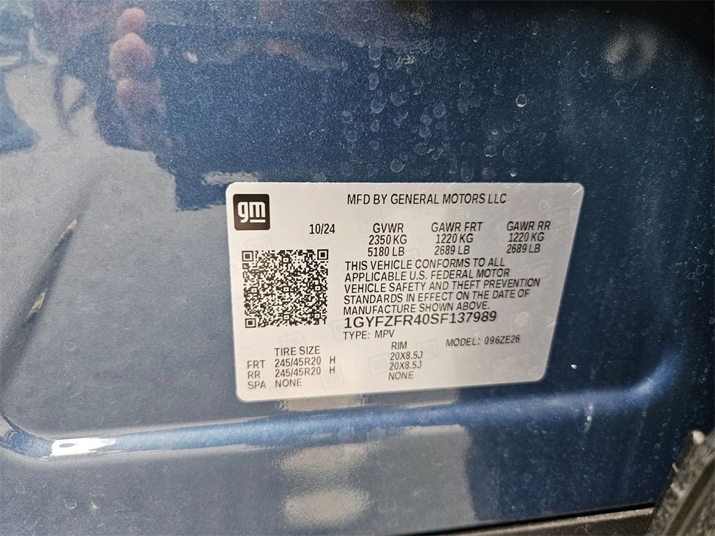 Used 2025 Cadillac XT4 Sport image 12