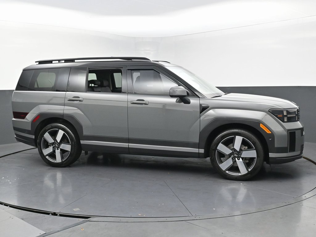 Used 2024 Hyundai Santa Fe Limited image 6