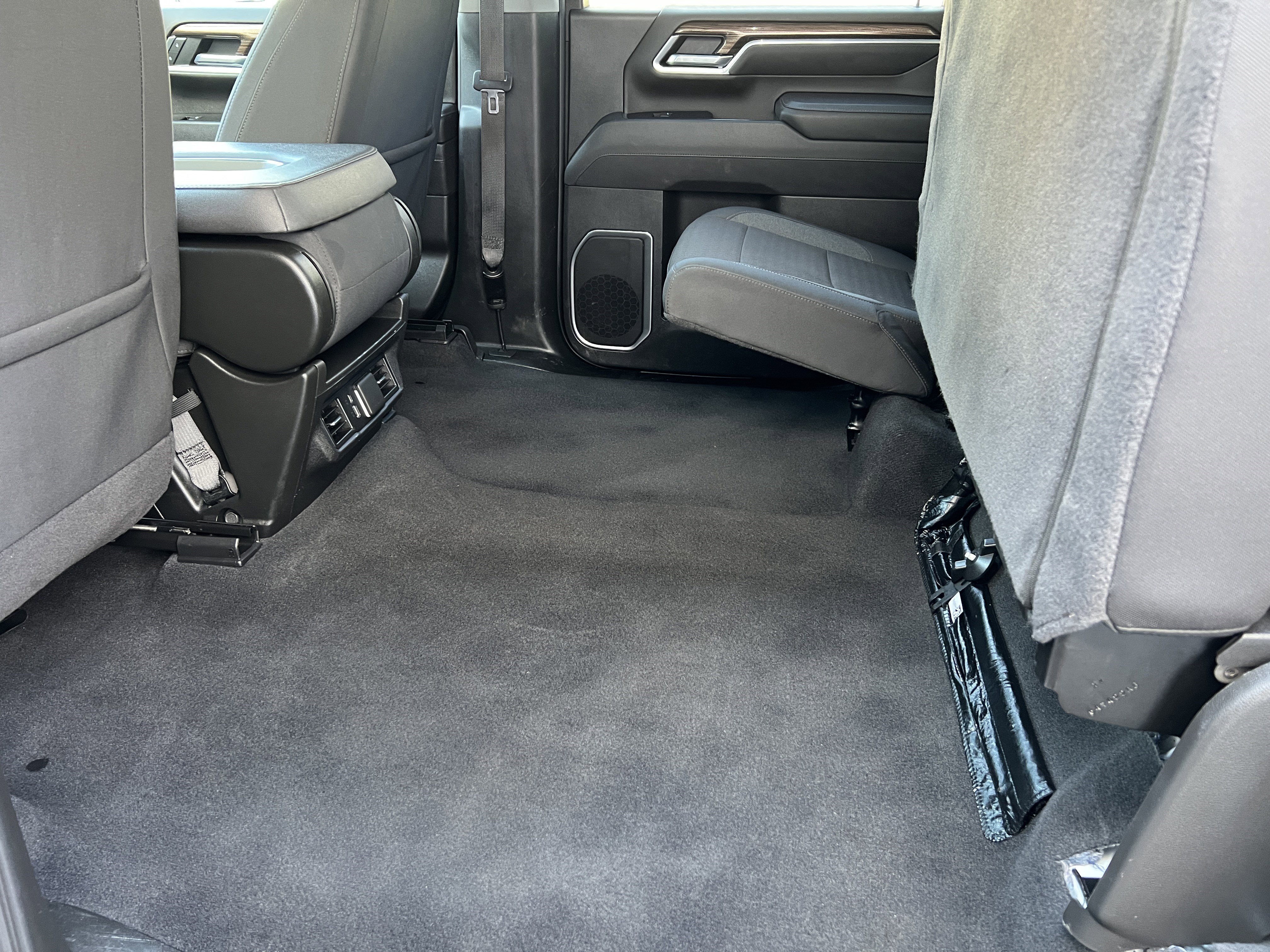 Used 2025 Chevrolet Silverado 2500 LT w/ Convenience Package AWD/4WD image 19