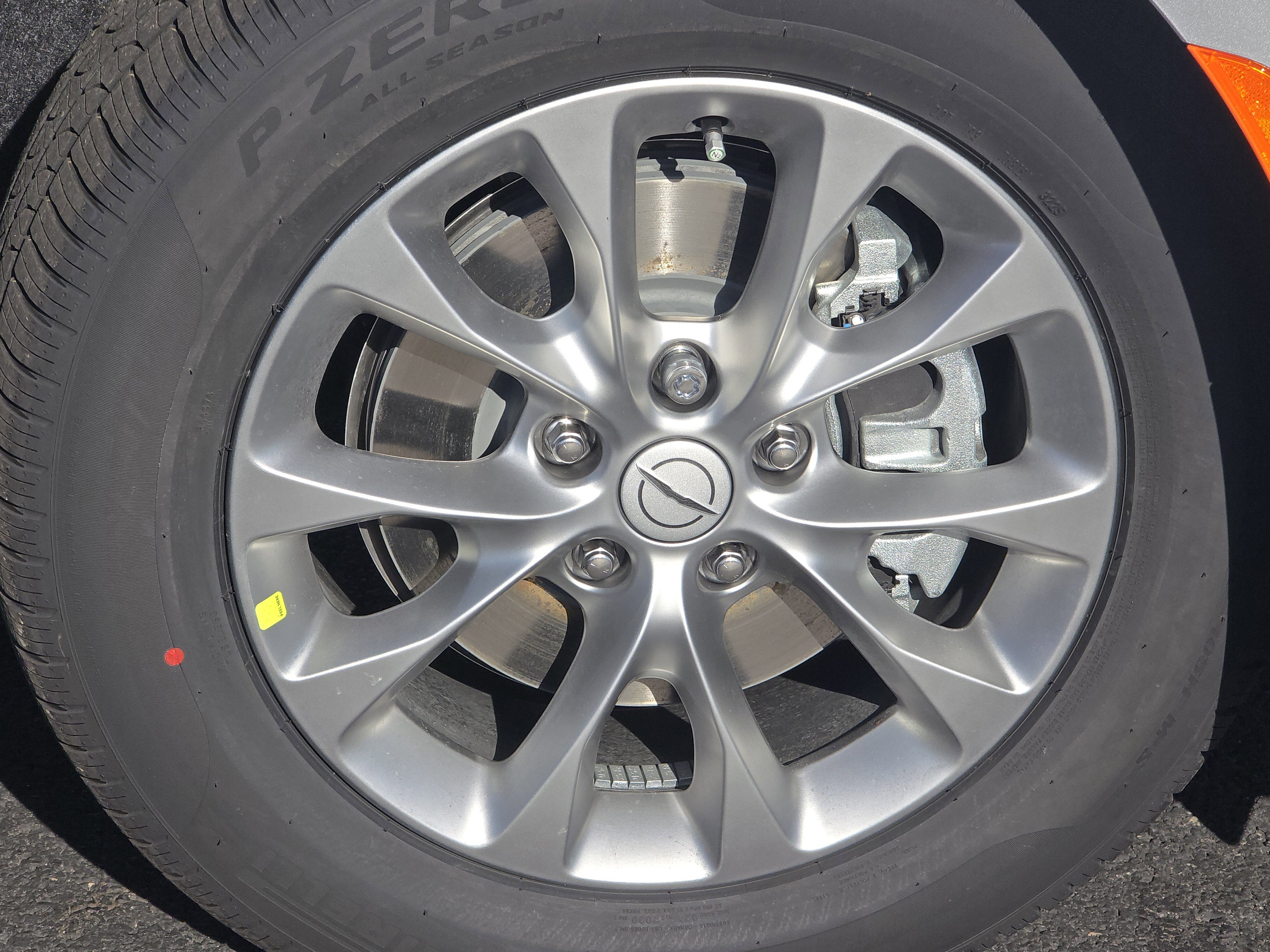 New 2026 Chrysler Pacifica Limited image 11