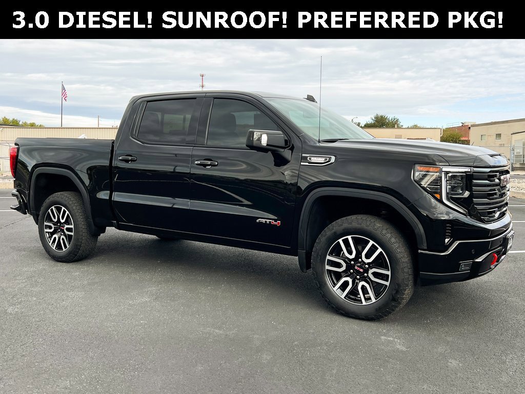 Used 2025 GMC Sierra 1500 AT4 w/ AT4 Preferred Package image 1