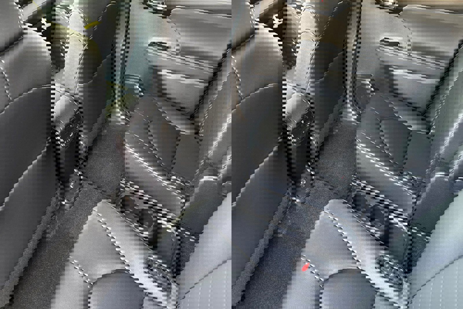 New 2026 Toyota Highlander XLE image 13