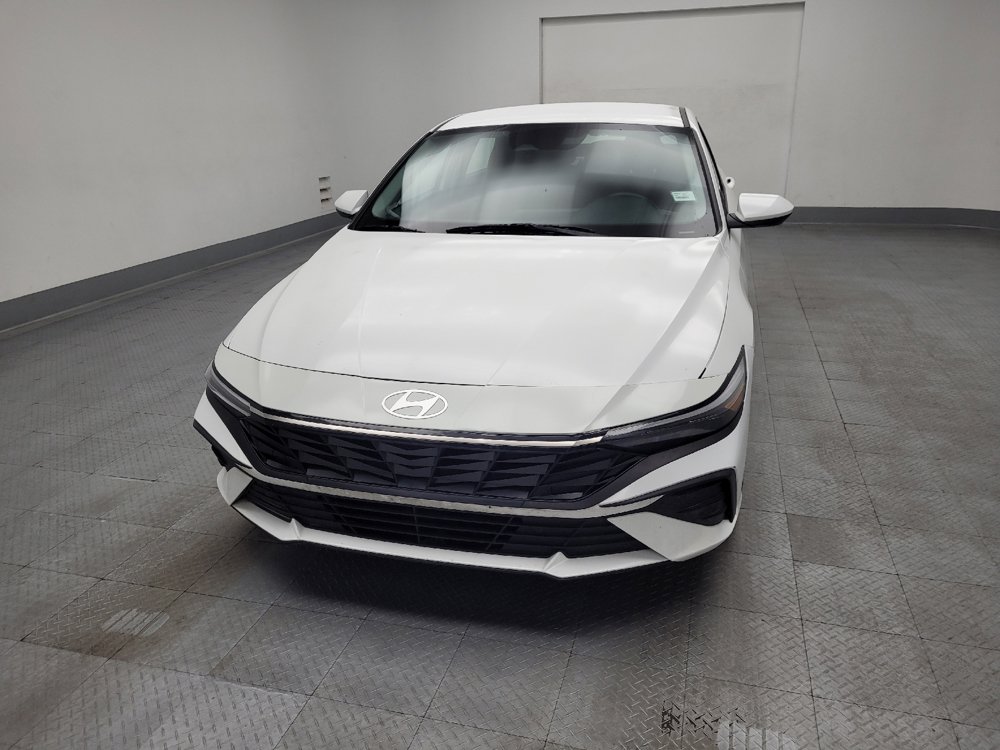 Used 2024 Hyundai Elantra SEL FWD image 15