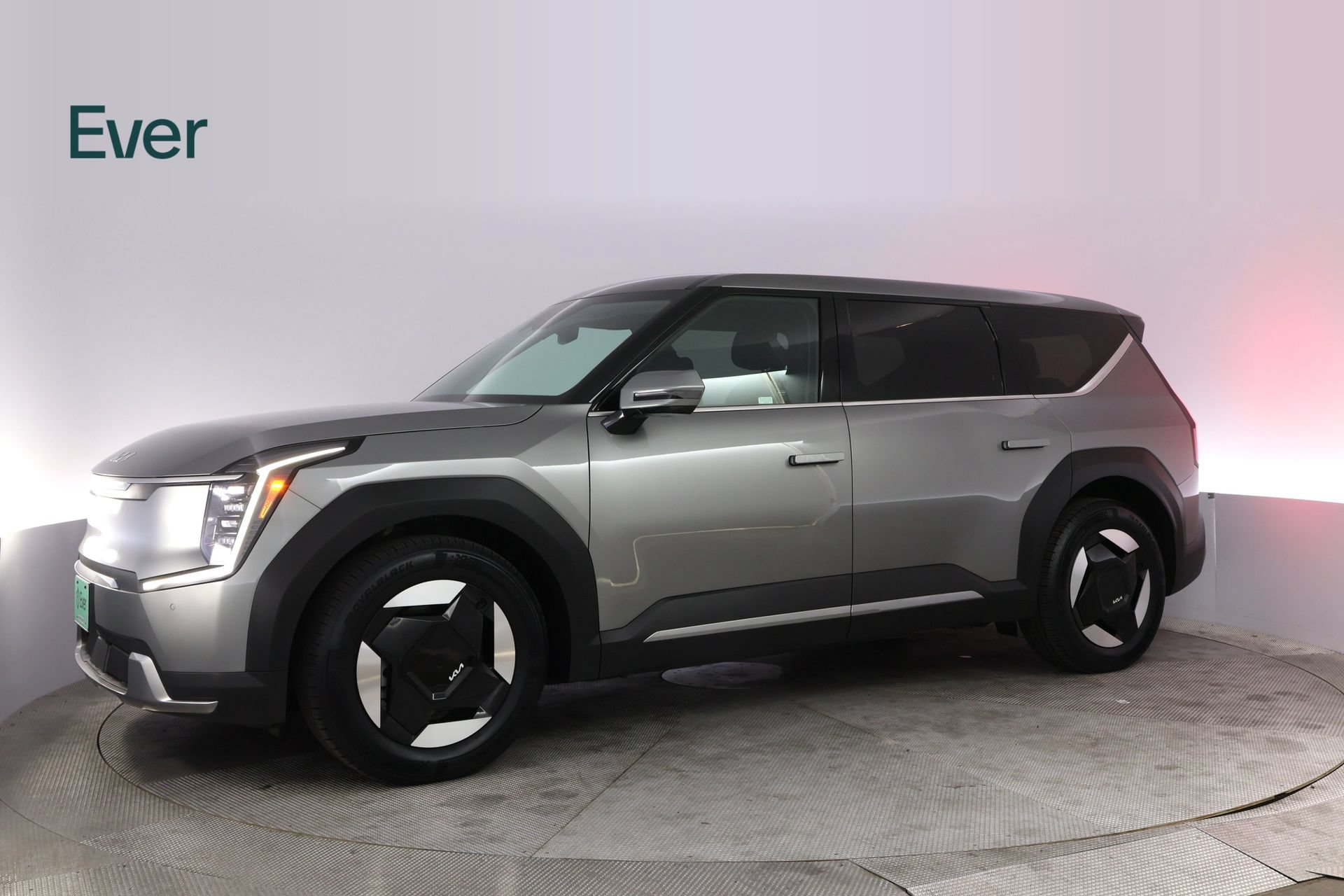 Used 2024 Kia EV9 Light Long Range RWD image 18