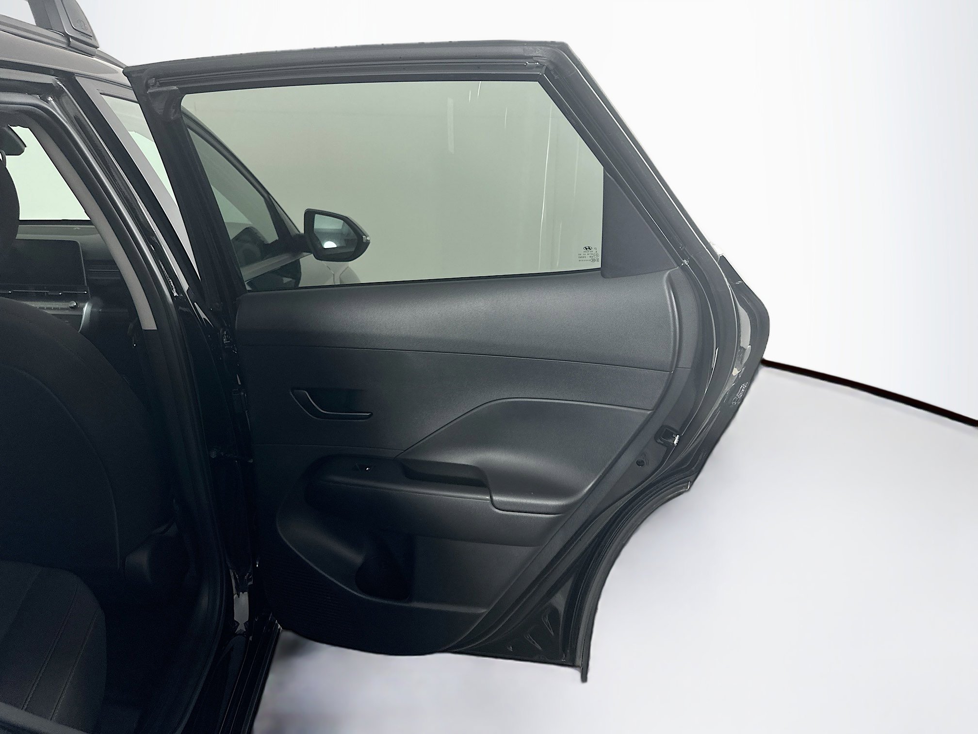 Used 2024 Hyundai Kona SEL FWD image 30