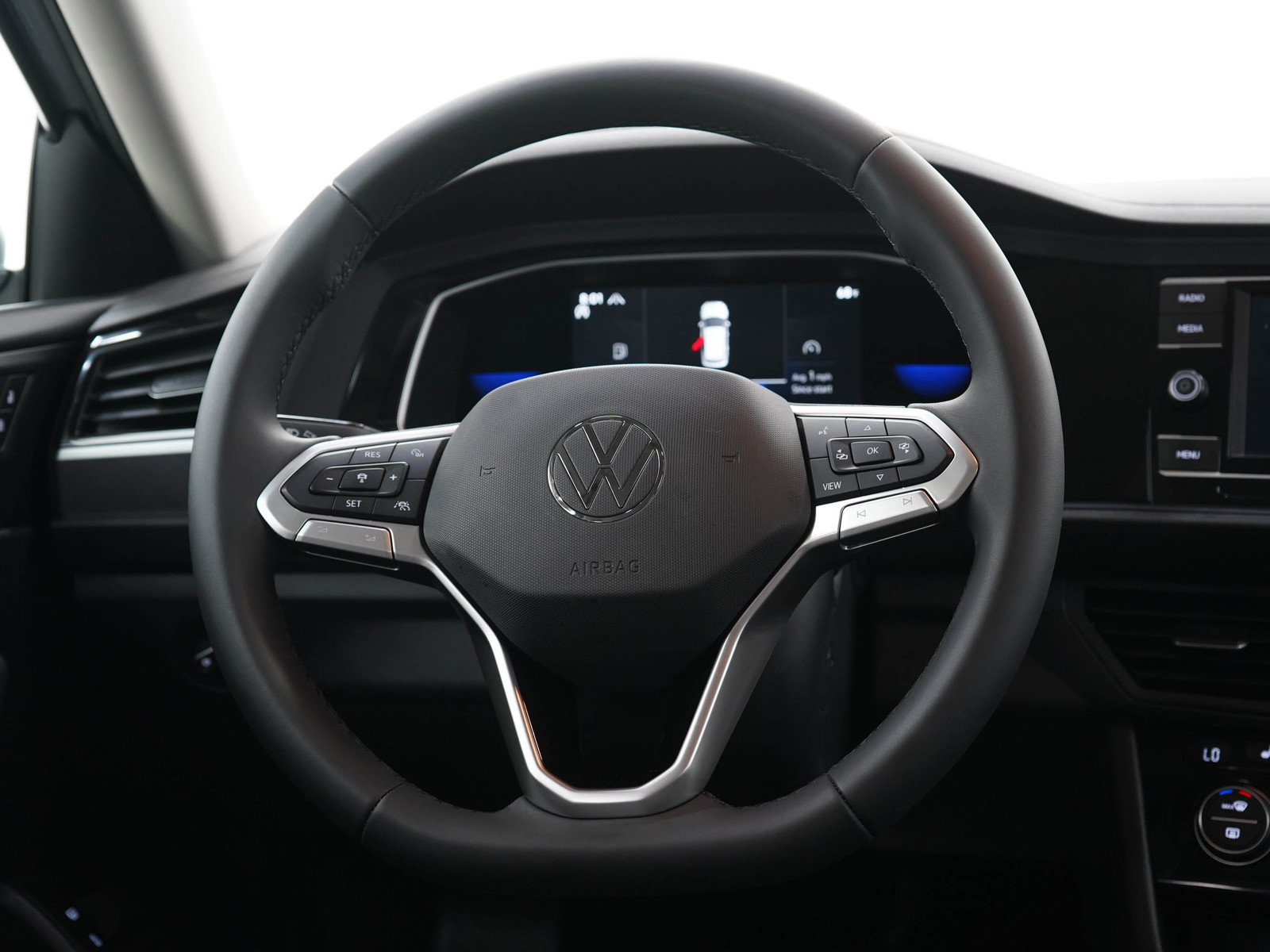 Used 2022 Volkswagen Jetta SE FWD image 15