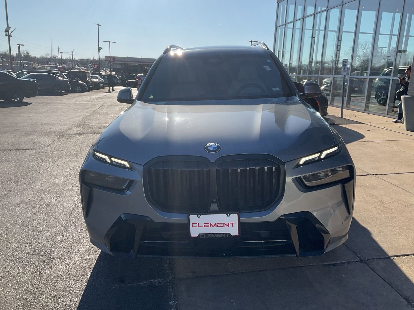 Used 2023 BMW X7 xDrive40i w/ Dynamic Handling Package image 3