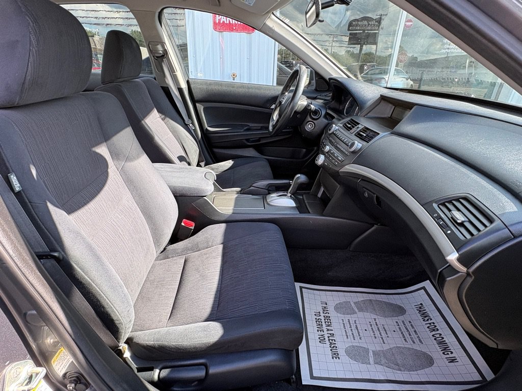 Used 2012 Honda Accord LX image 17