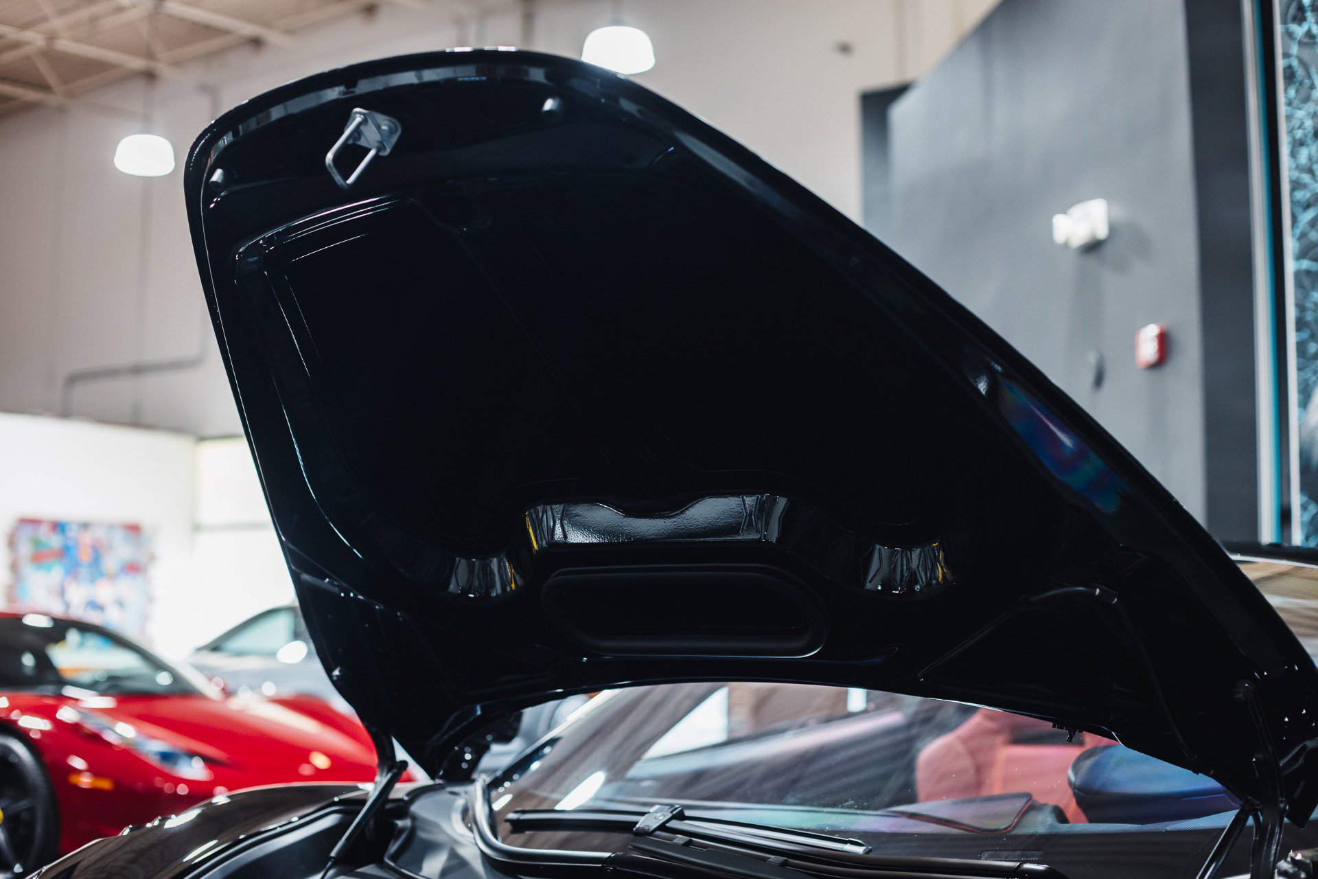 Used 2024 McLaren 750S Spider RWD image 32