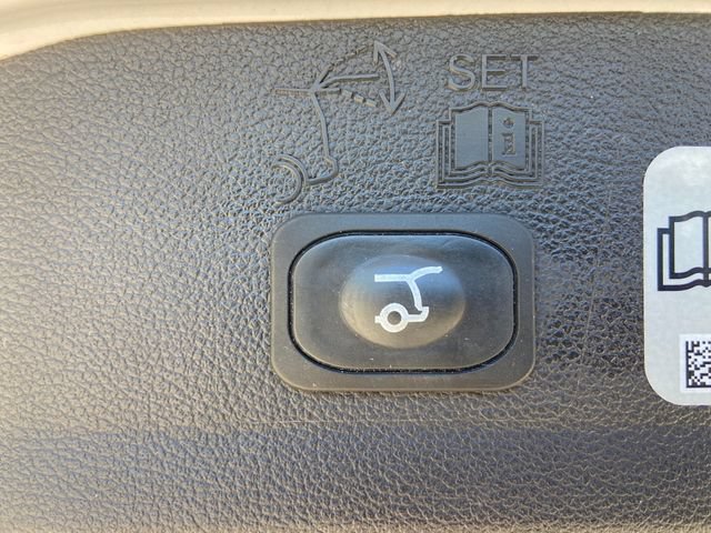 Used 2019 Ford Escape Titanium AWD/4WD image 33